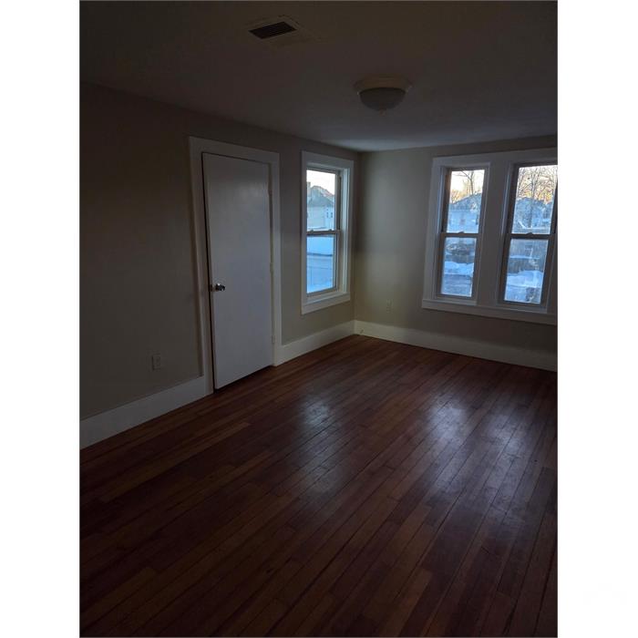 18 Winthrop St