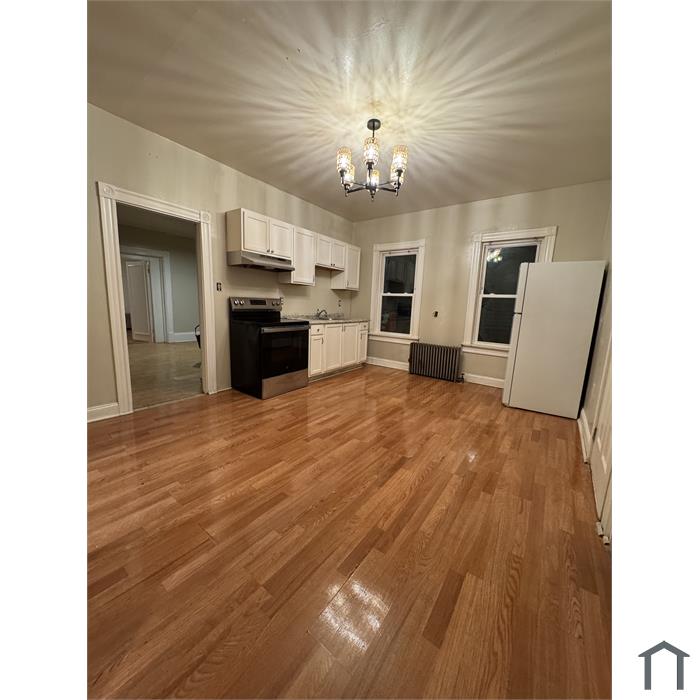 58 Rutland Sq