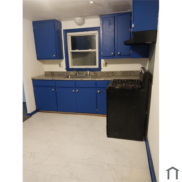 15 Robert Arey Dr