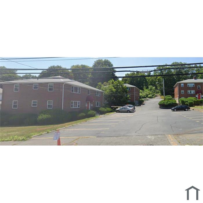 1124 Main St