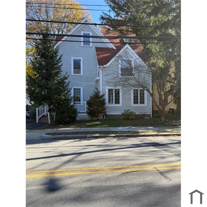 256 Lowell Ave