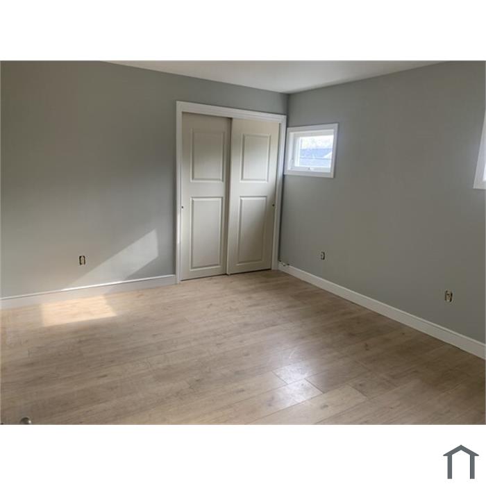 3161 Cranberry Hwy