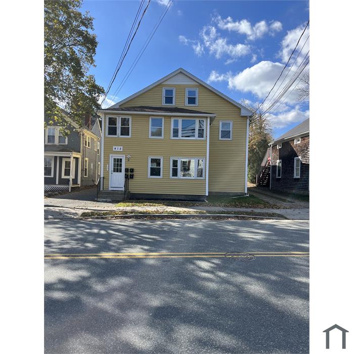 412 Main St