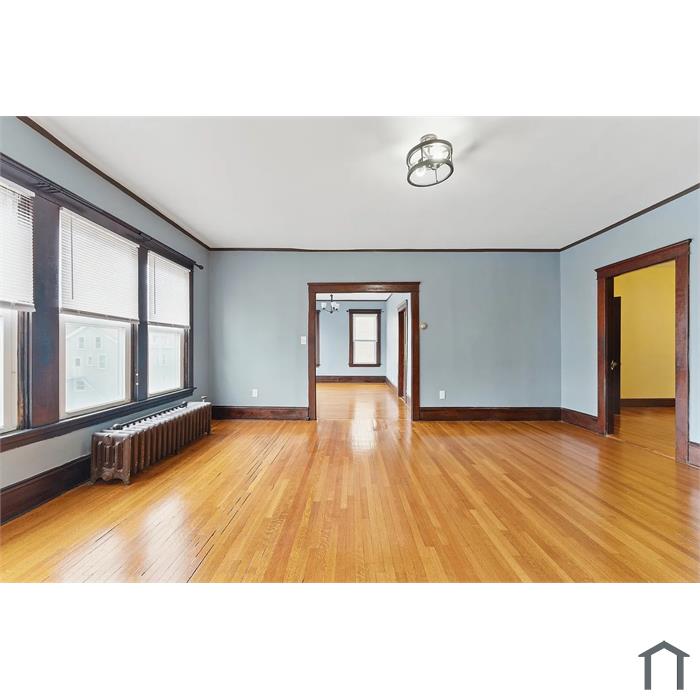 466 Locust St