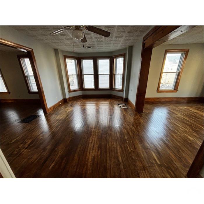 83 Cottage St
