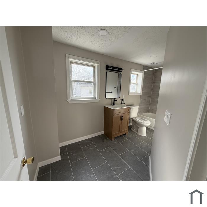 18 Meadow St