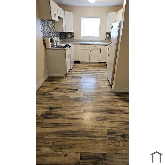 21648 Saratoga Dr