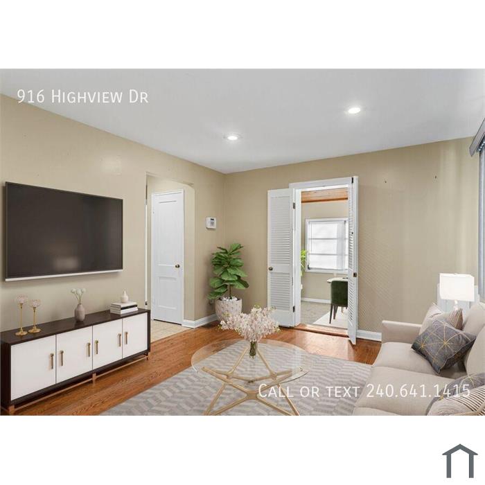 Charming 3 BR/1 BA Single-Family Home in Capitol Heights!