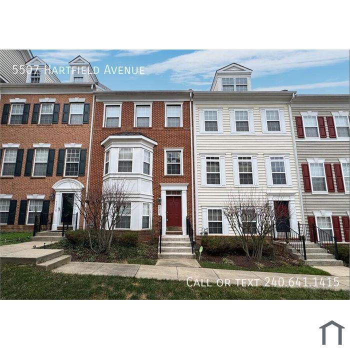 Lovely 3 BR/2.5 BA Townhome in Camp Springs!