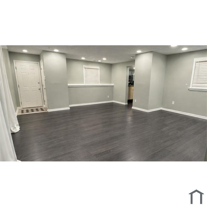 11425 Abbotswood Ct