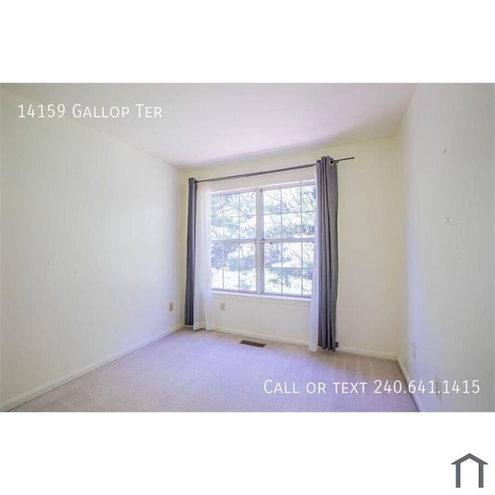 Amazing 3 BR/2 5 BA Townhome in Germantown