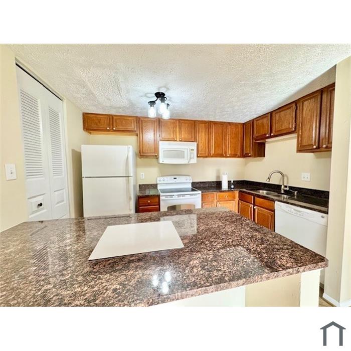 12201 Peach Crest Dr