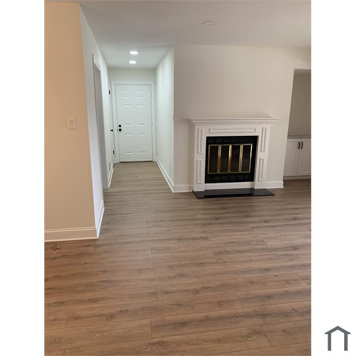 35 Windbrooke Cir