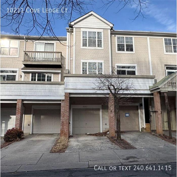 Lovely 3 BR/2.5 BA Townhome in Montgomery Village!