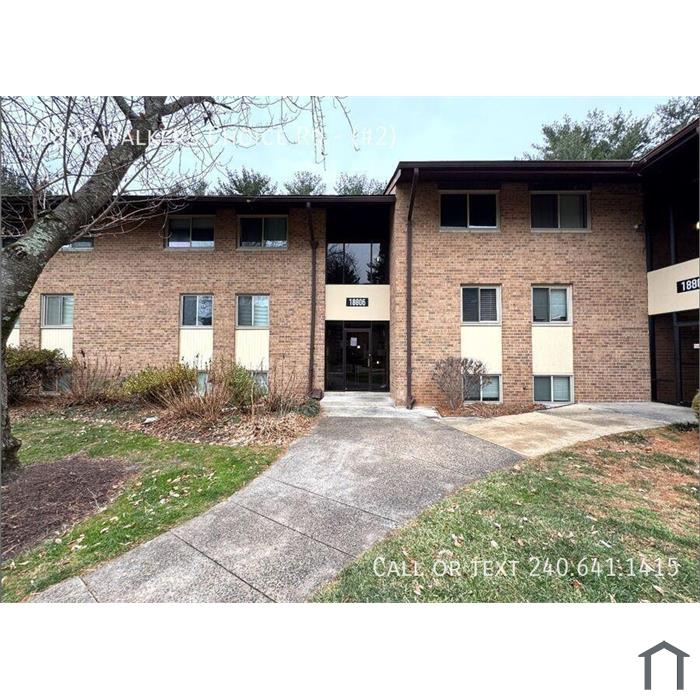 Lovely 2 BR/1 BA Apartment in Montgomery Village!