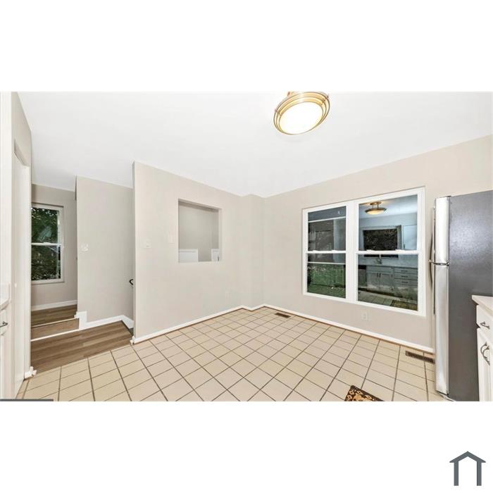 1 Kinsman View Cir
