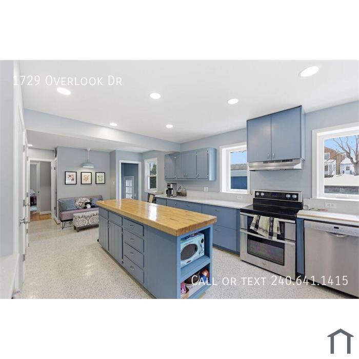 Lovely 3 BR/3 BA Single-Family Home in Silver Spring!