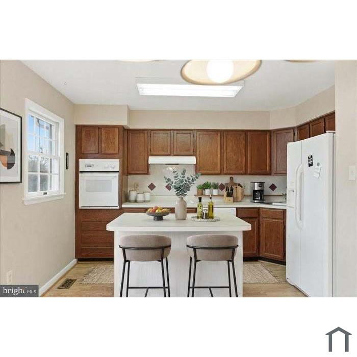 303 Talbot Ct