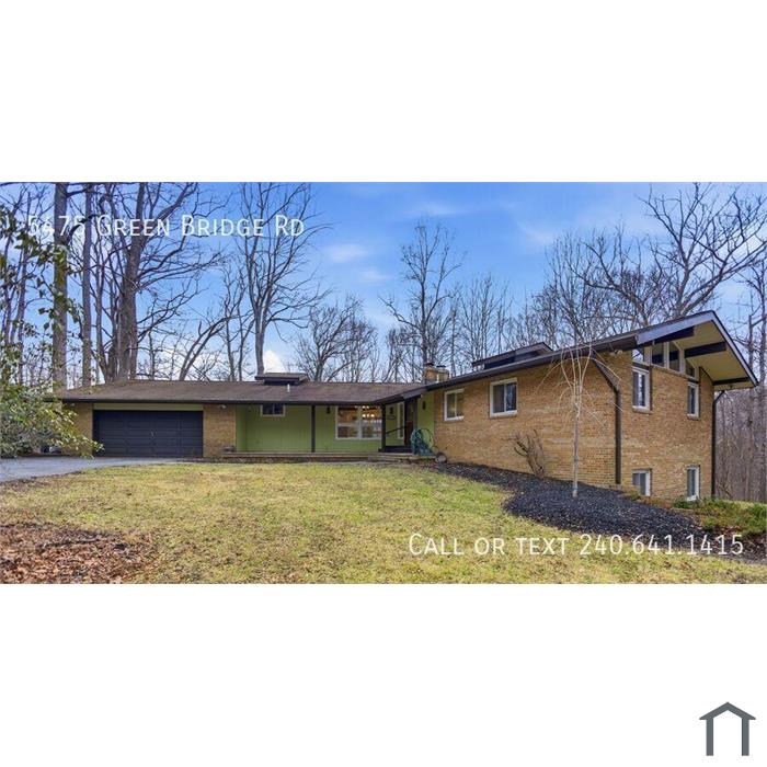 MOVE IN LEASE SPECIAL $1,000 OFF FIRST MONTH