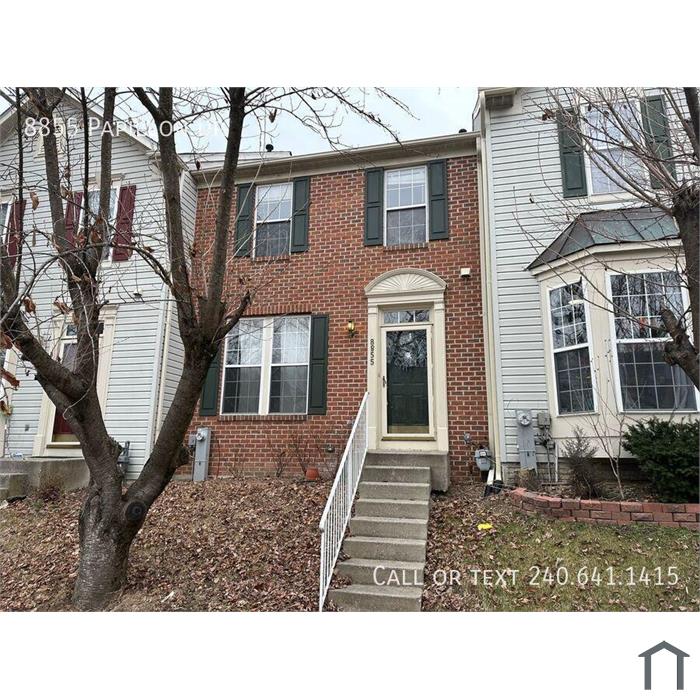 Lovely 3 BR/2.5 BA Townhome in Ellicott City!