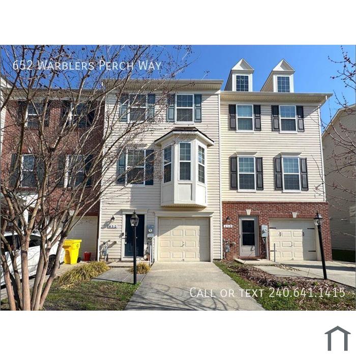 Amazing 2 BR/2.5 BA Townhome in Glen Burnie!