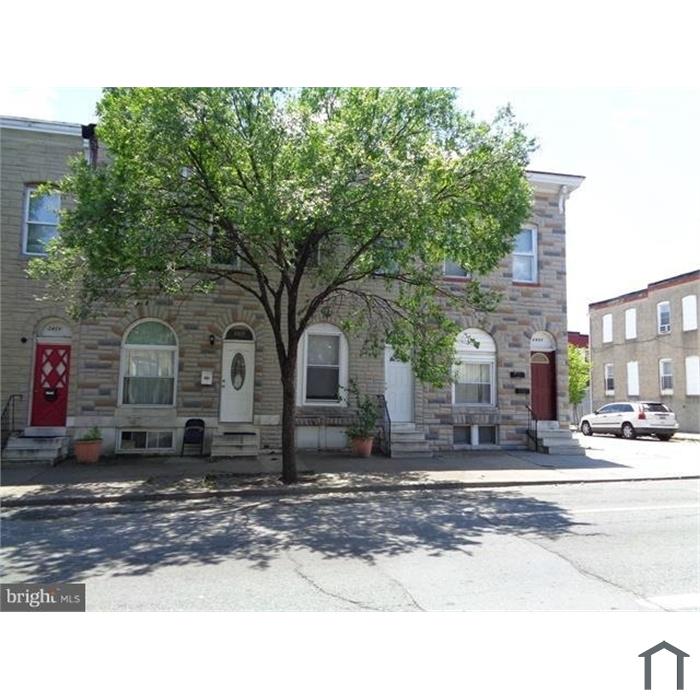 2423 E Madison St