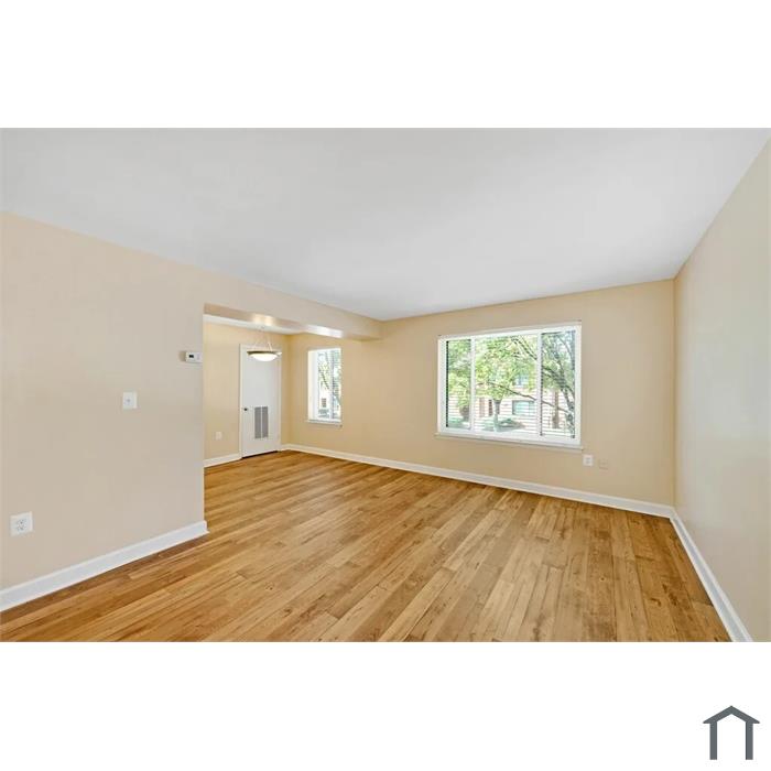 EastView on the Avenue