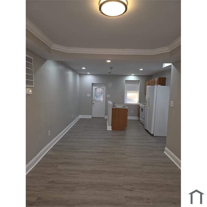1042 Ellicott Driveway