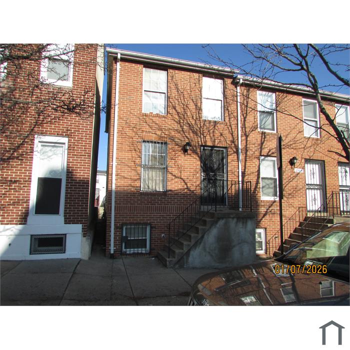 1518 1/2 W Lexington St