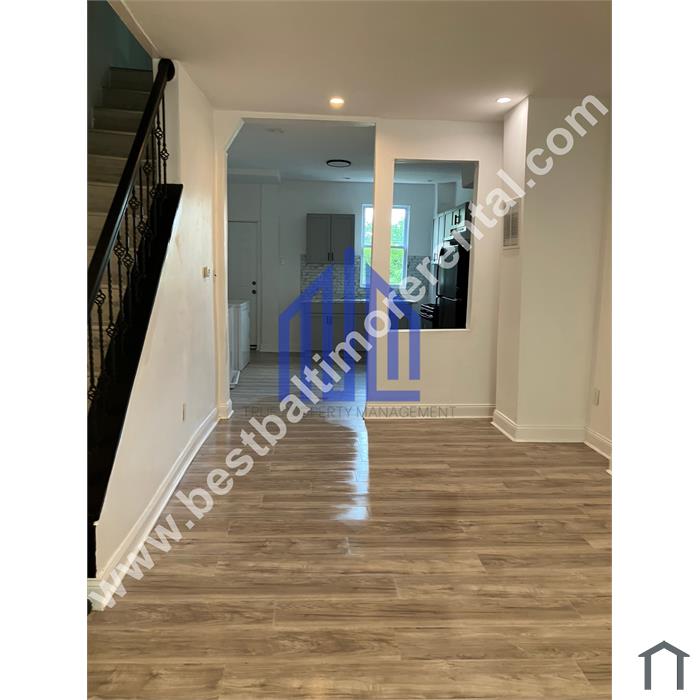 2566 W Fayette St