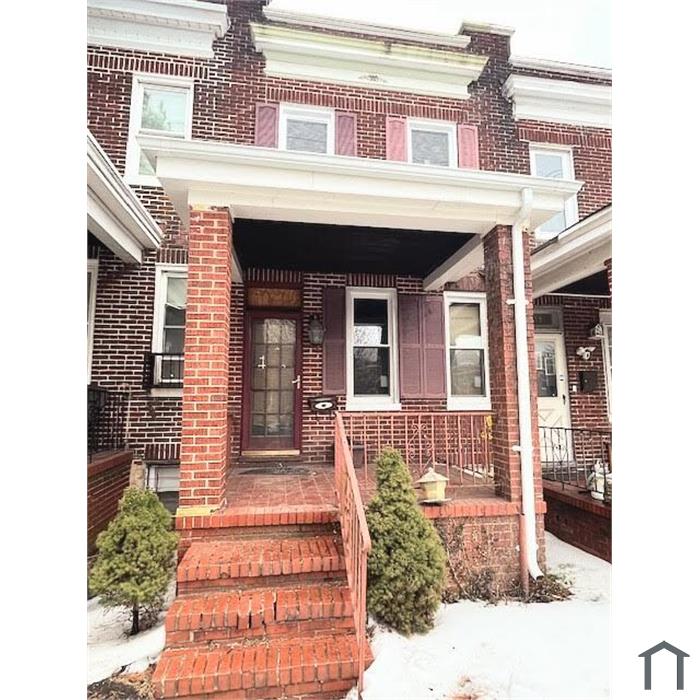 2737 Wilkens Ave