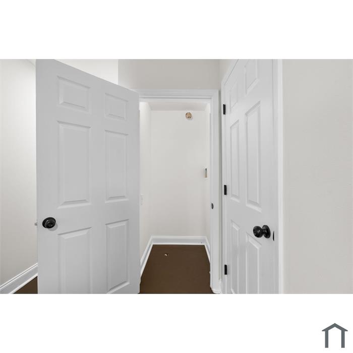 16 S Conkling St