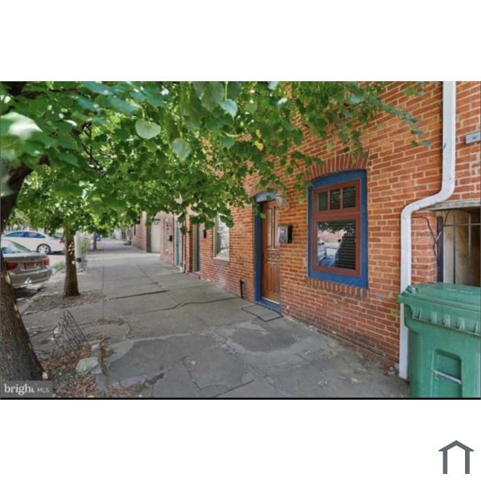 2309 Foster Ave