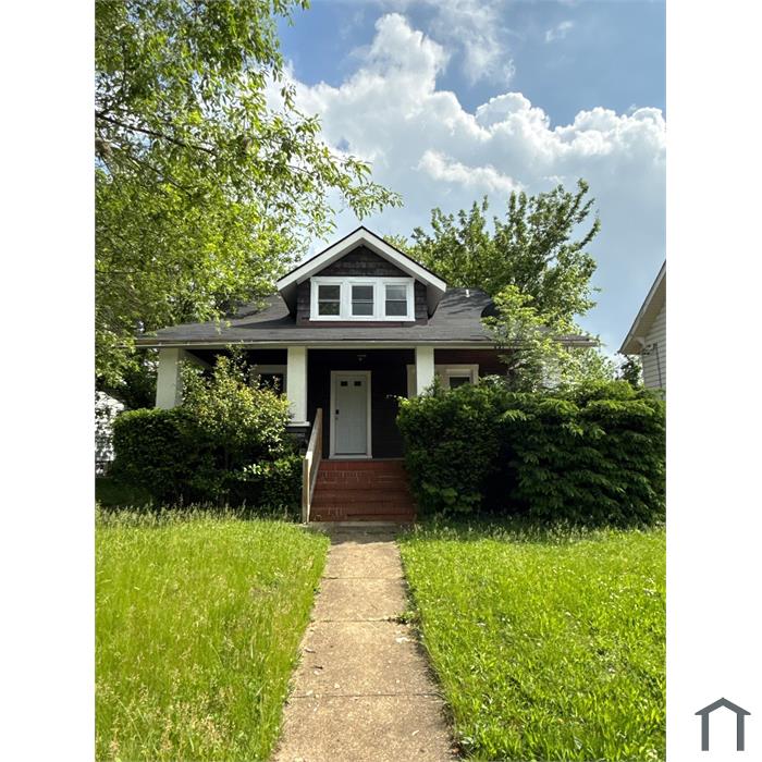5562 Link Ave