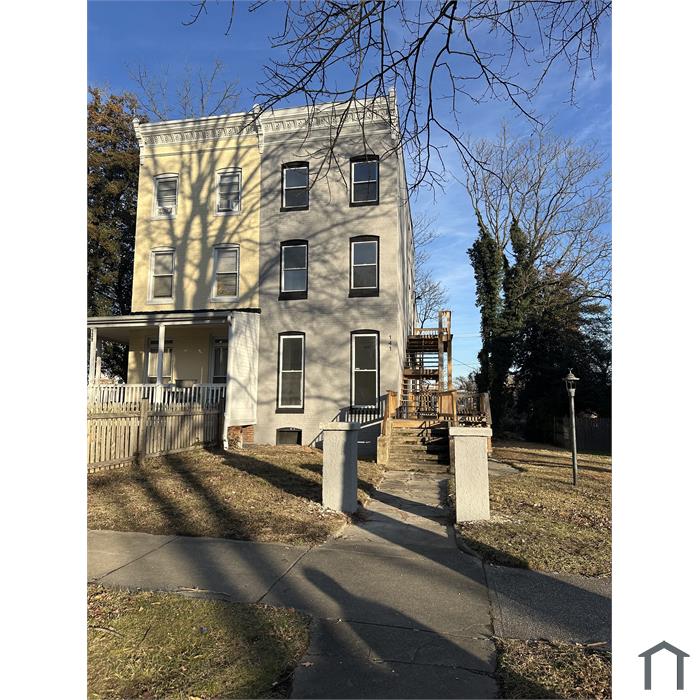 141 S Augusta Ave