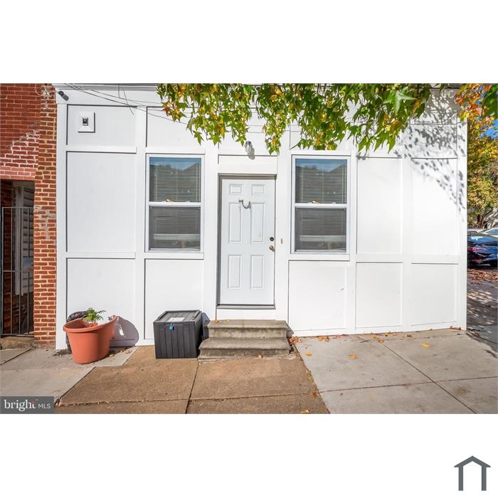 2128 Fleet St
