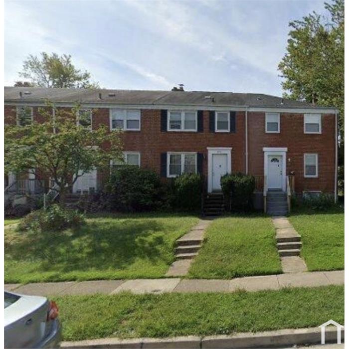 1789 Joan Ave