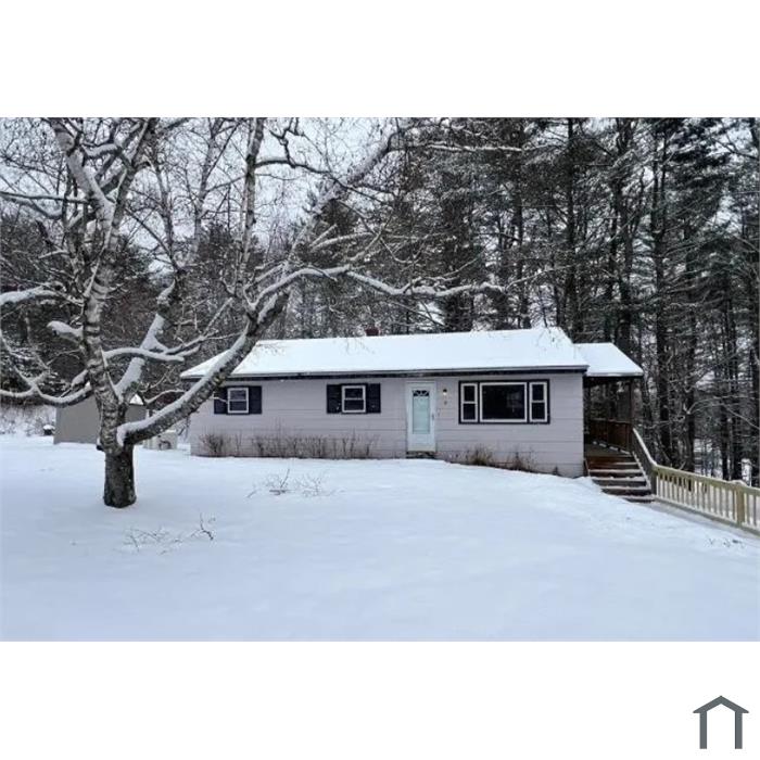 15 Saunders Rd