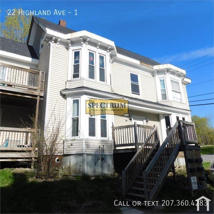 22 Highland Ave