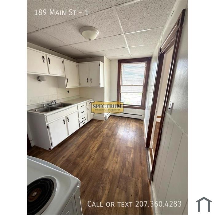 189 Main St