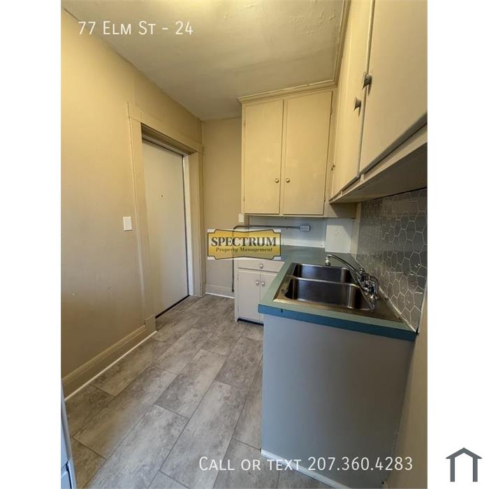 77 Elm St
