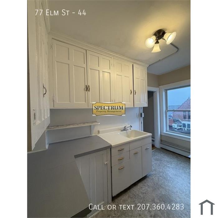 77 Elm St
