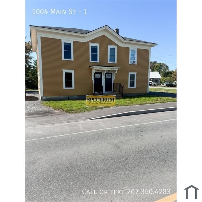 1004 Main St