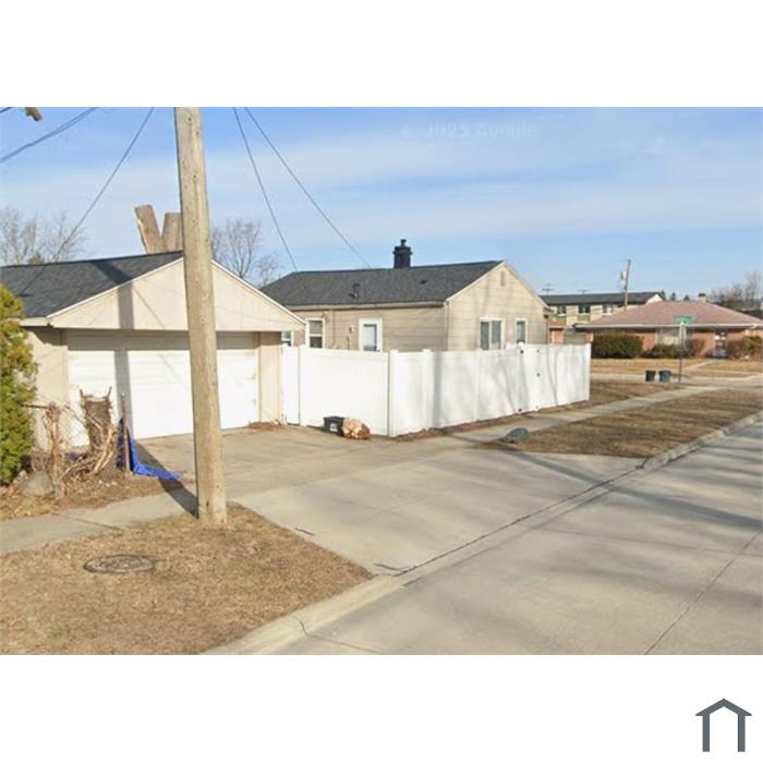 1270 E Harwood Ave
