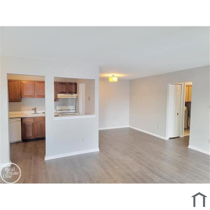 203 Sunset Ln