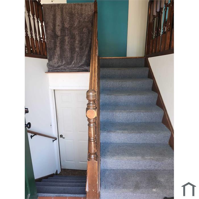 2116 Thaler Ave