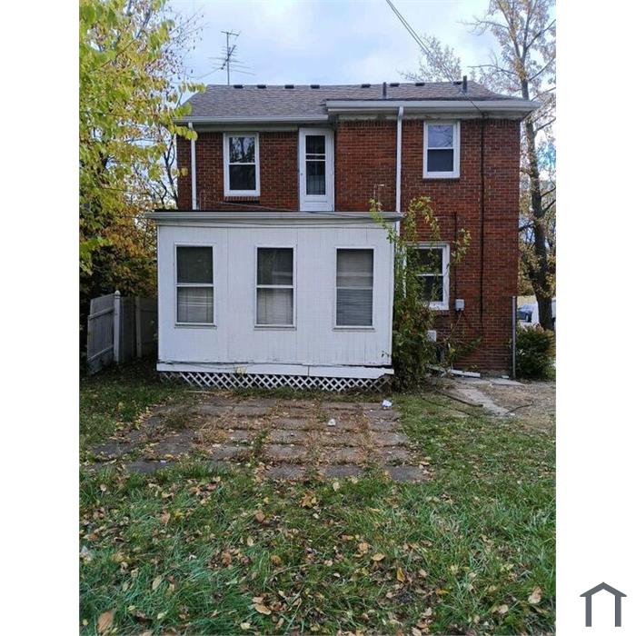 10903 Roxbury St
