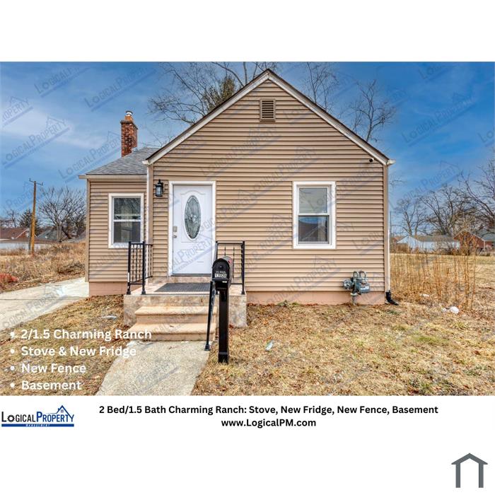 Stylish 2-Bedroom Home with New Refrigerator & New Fence