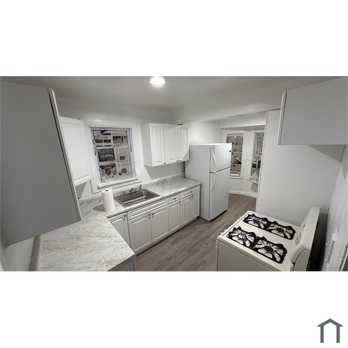 19021 Revere St