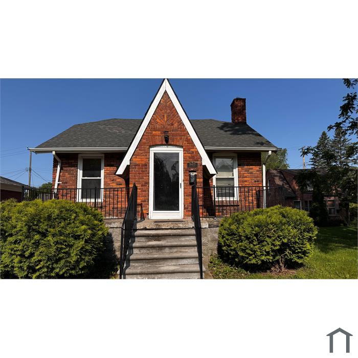 19435 Five Points St